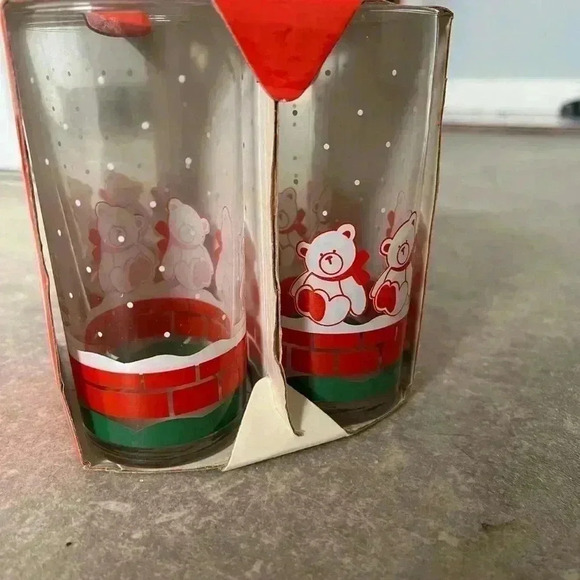 VINTAGE Teddy  Bear Christmas Holiday Drinking Glasses New Caprice - Picture 3 of 4